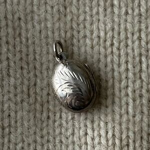 Vintage Sterling silver locket